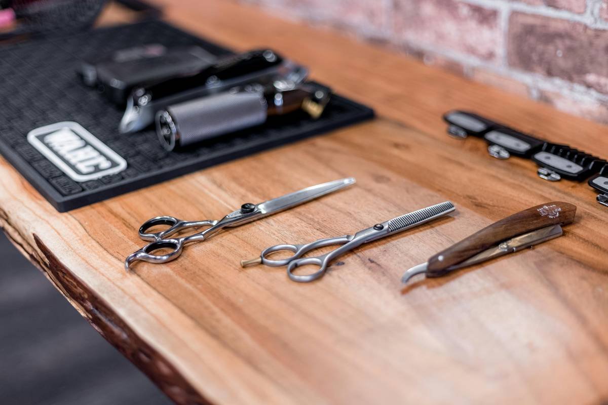 Why Oiling Beard Scissors Isn’t Optional—It’s Non-Negotiable